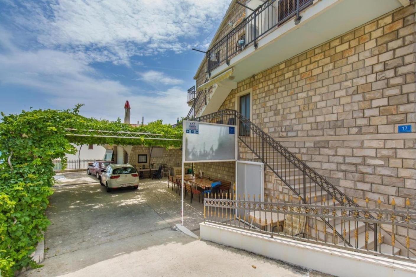 Apartmani Galic 2 Mlini Exteriör bild