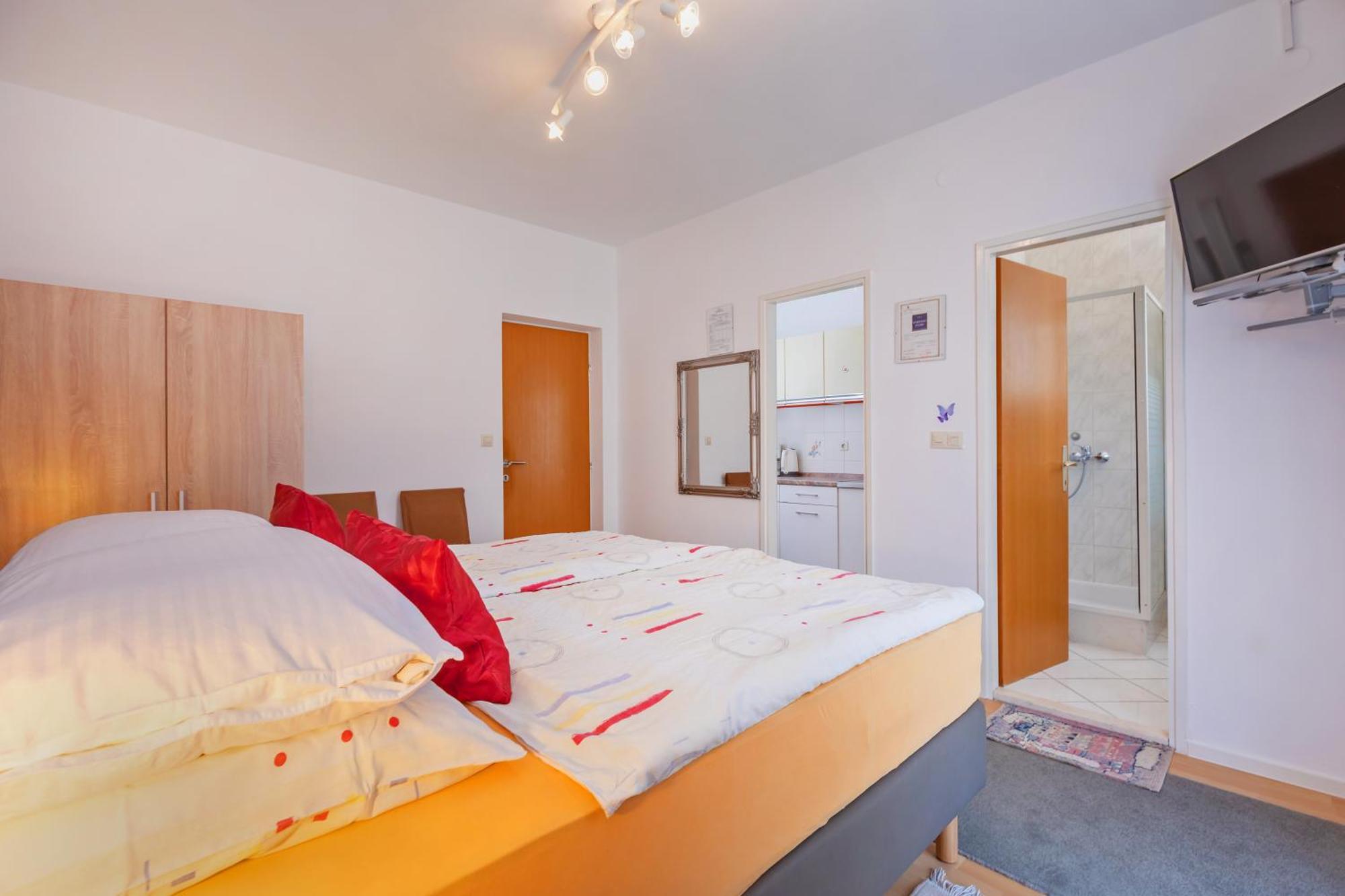 Apartmani Galic 2 Mlini Exteriör bild